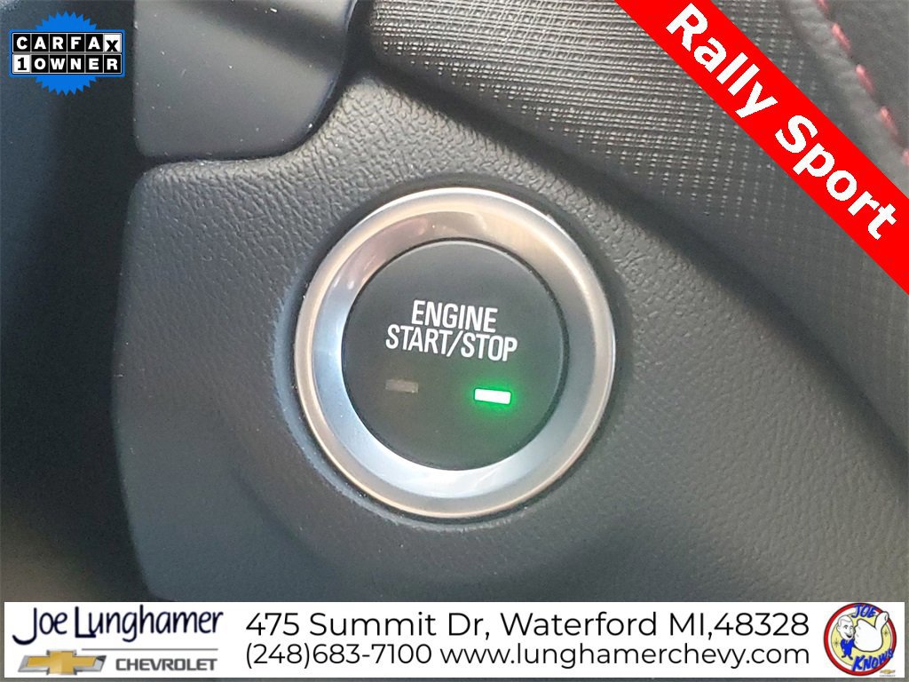 Used 2022 Chevrolet Equinox RS w/ RS Leather Package image 17