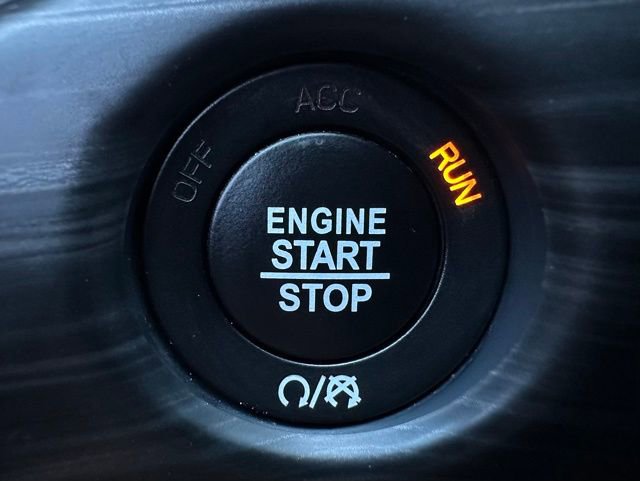 Used 2021 Jeep Grand Cherokee Limited image 25