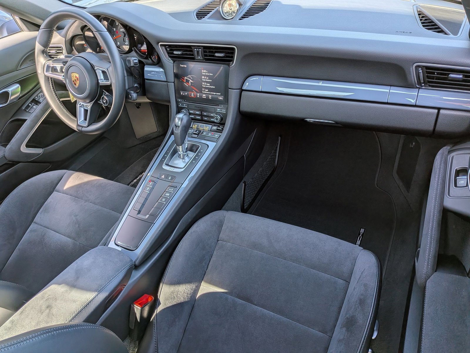 Certified 2017 Porsche 911 Carrera GTS image 26