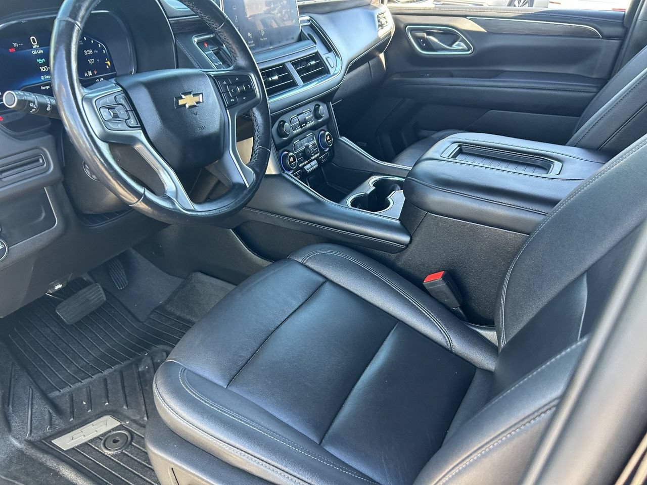 Used 2022 Chevrolet Tahoe LT w/ Luxury Package AWD/4WD image 29