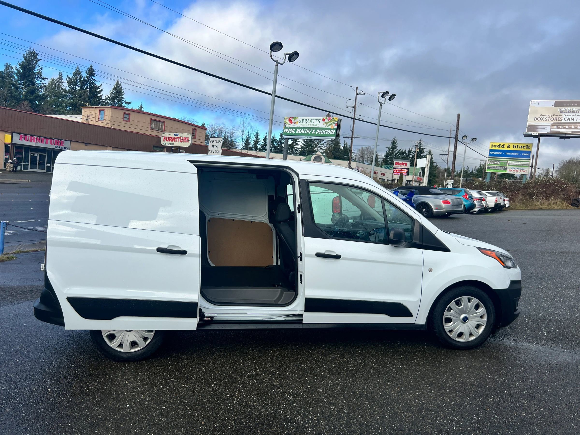Used 2021 Ford Transit Connect XL image 18