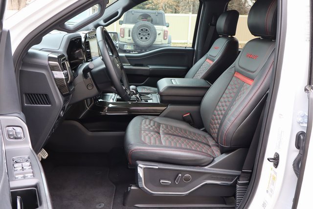 Used 2023 Ford F150 Lariat w/ Equipment Group 502A High image 28