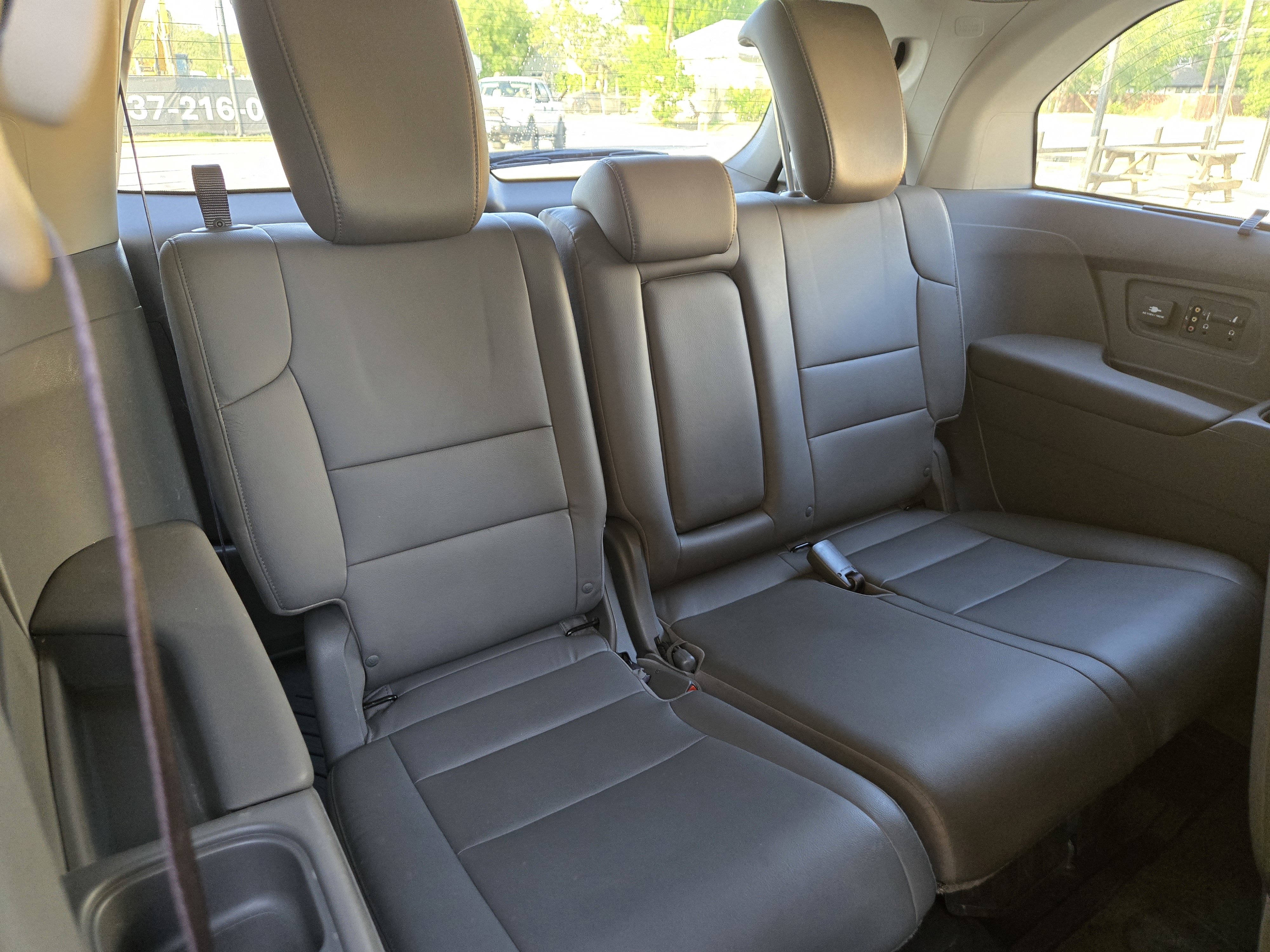 Used 2012 Honda Odyssey Touring image 11