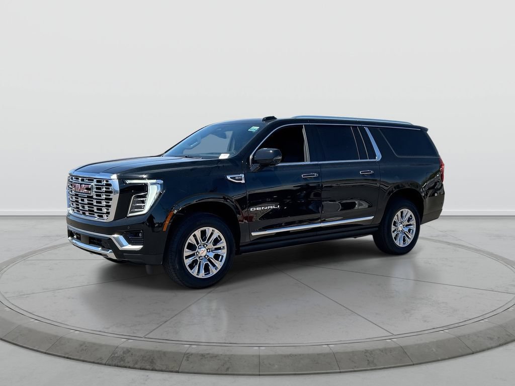 Used 2026 GMC Yukon XL Denali w/ Sun & Power Step Package AWD/4WD image 4