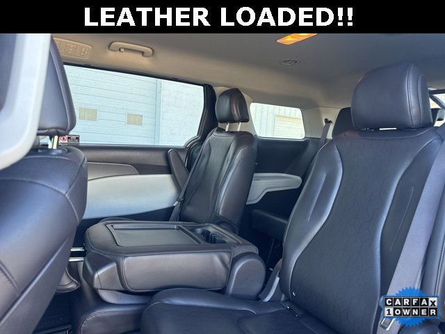 Used 2024 Kia Carnival LX image 26
