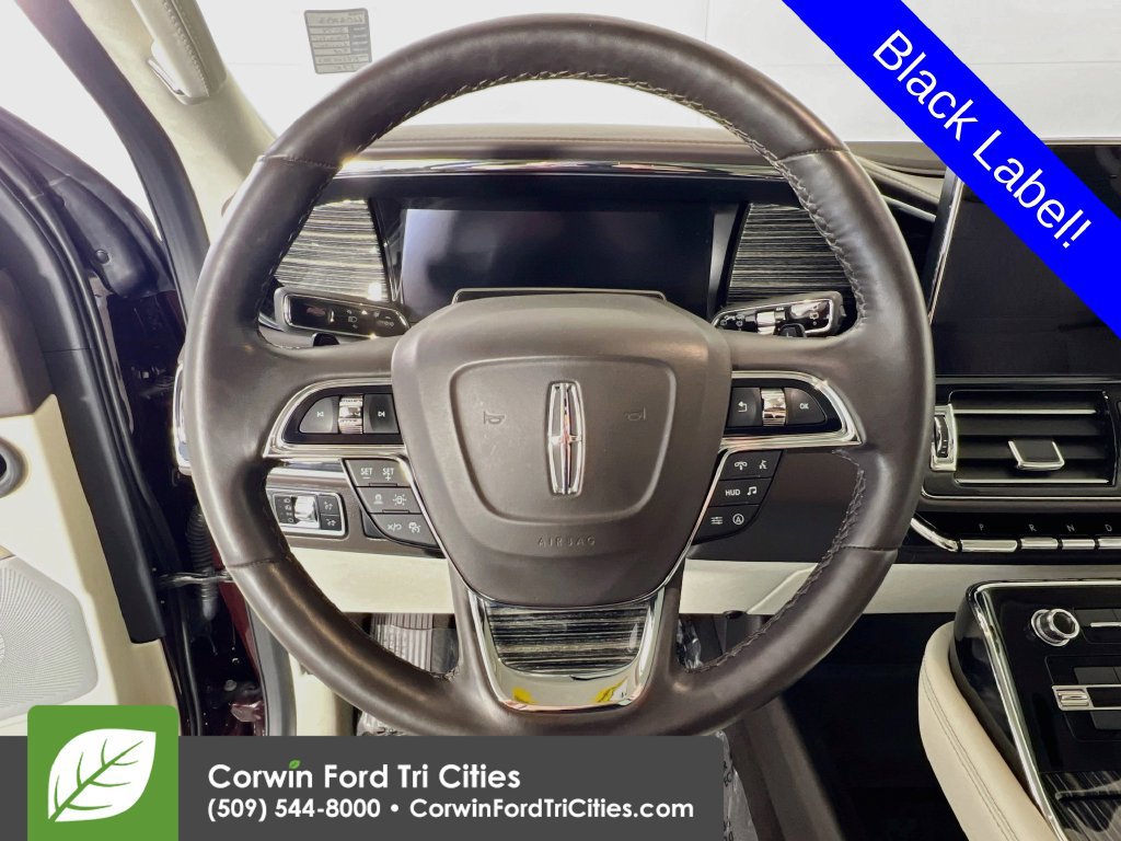 Used 2024 Lincoln Navigator Black Label AWD/4WD image 7