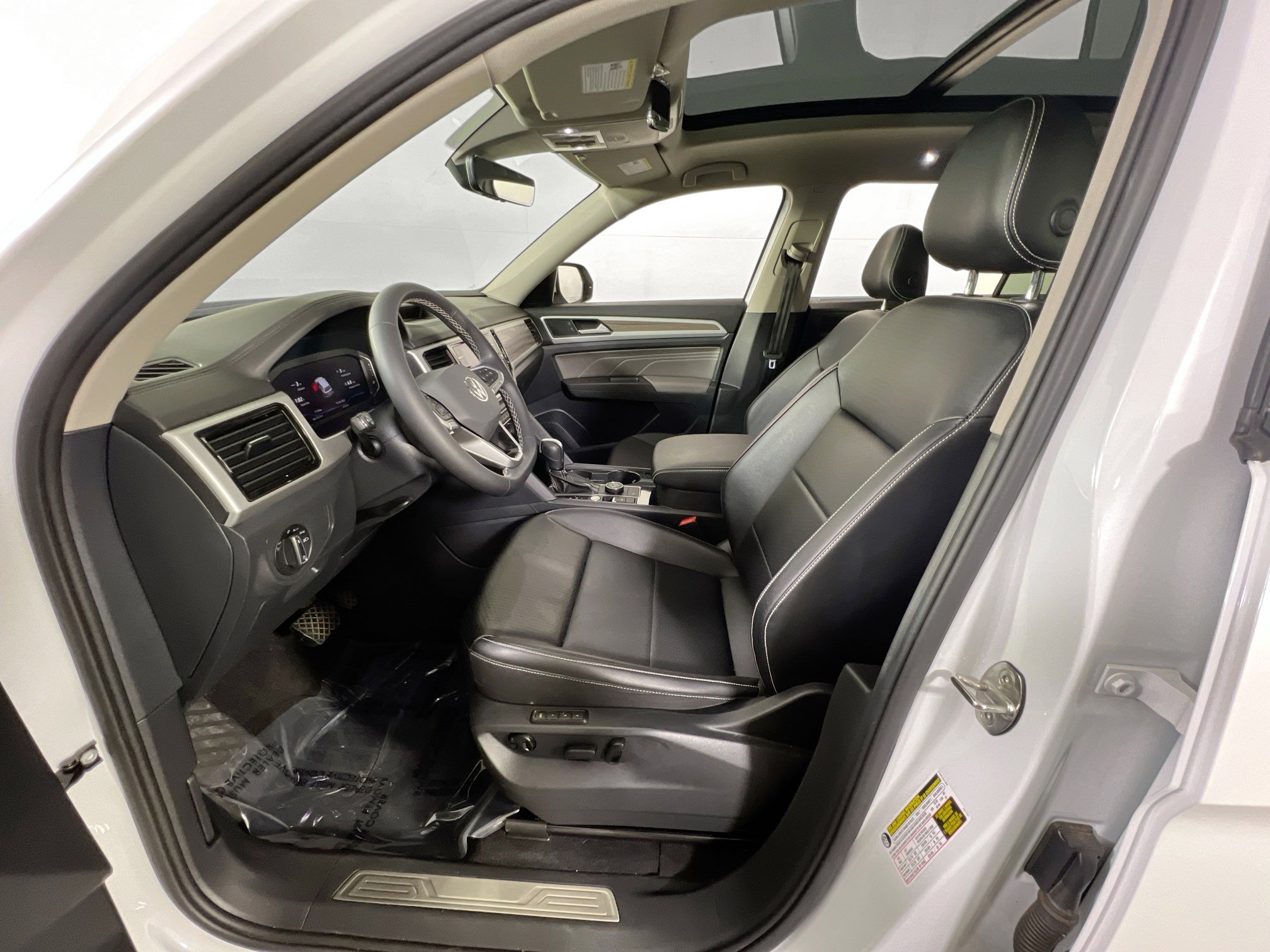 Used 2022 Volkswagen Atlas SEL image 21