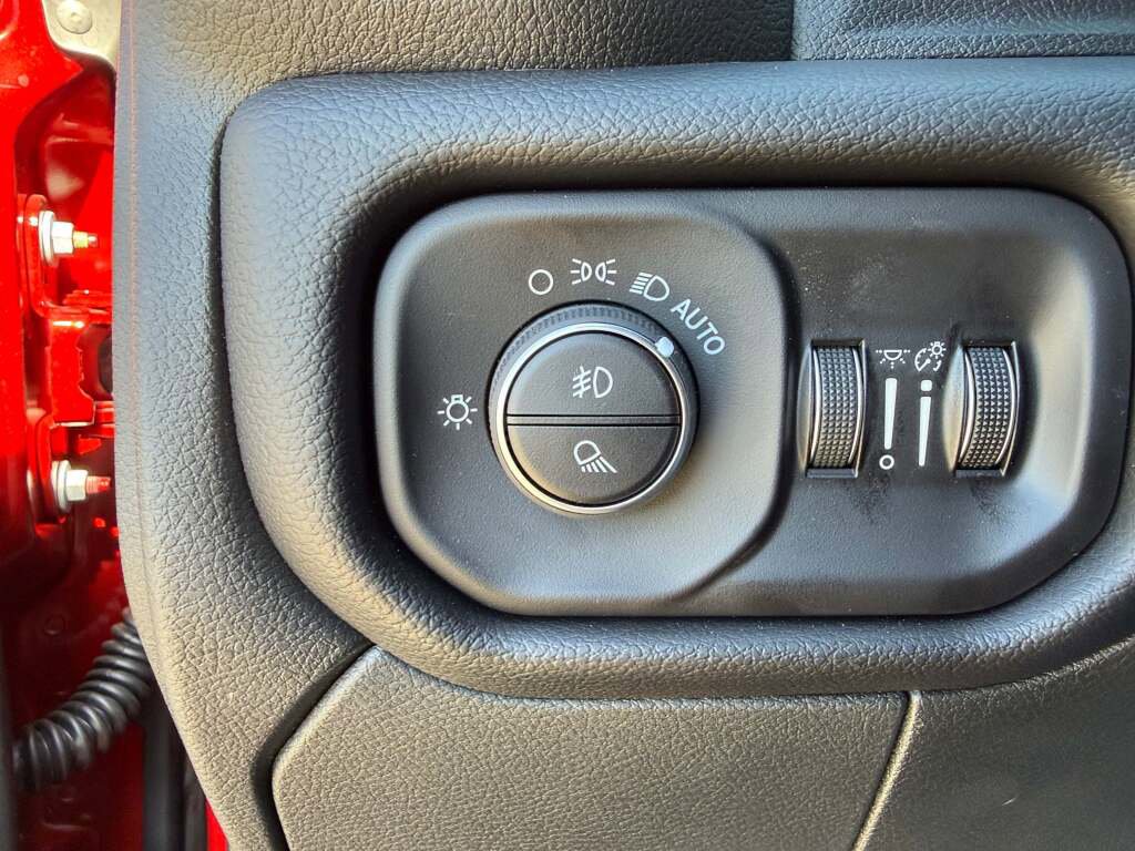 New 2026 RAM 2500 Laramie w/ Night Edition image 29