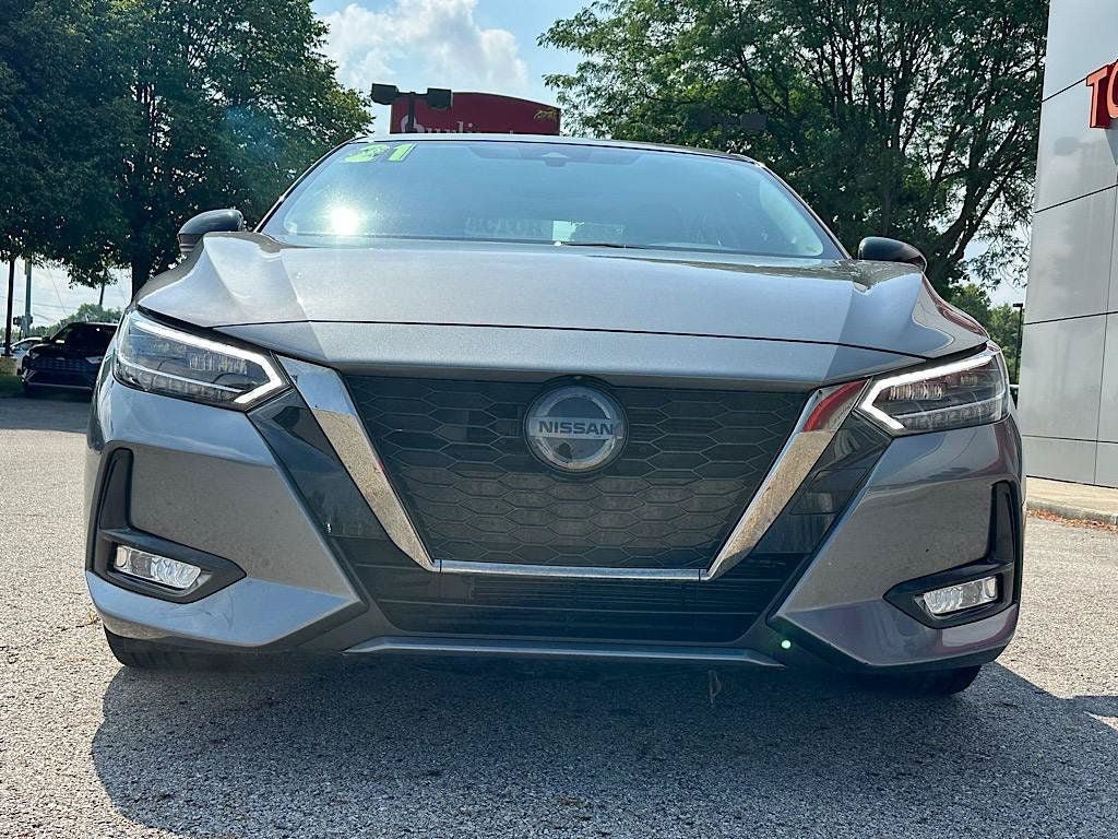Used 2021 Nissan Sentra SR w/ SR Premium Package FWD image 10