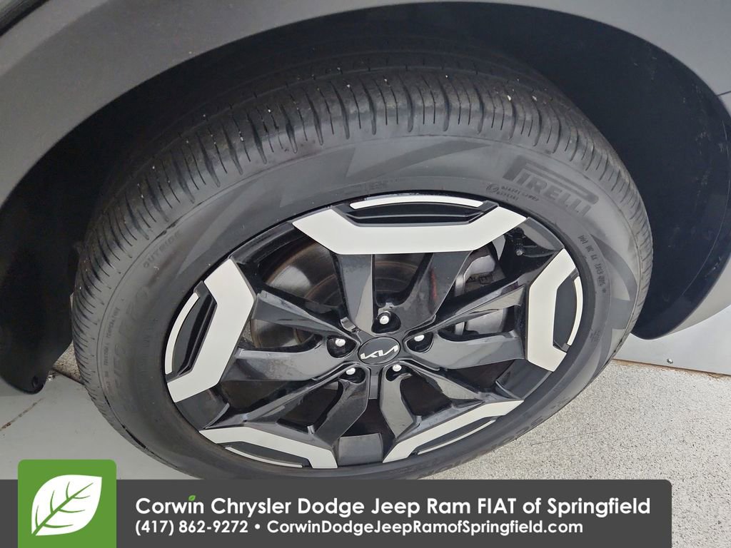 Used 2025 Kia Telluride S AWD/4WD image 34