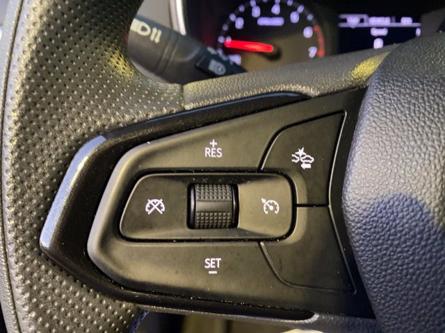 Used 2022 Chevrolet TrailBlazer LT w/ Convenience Package FWD image 13