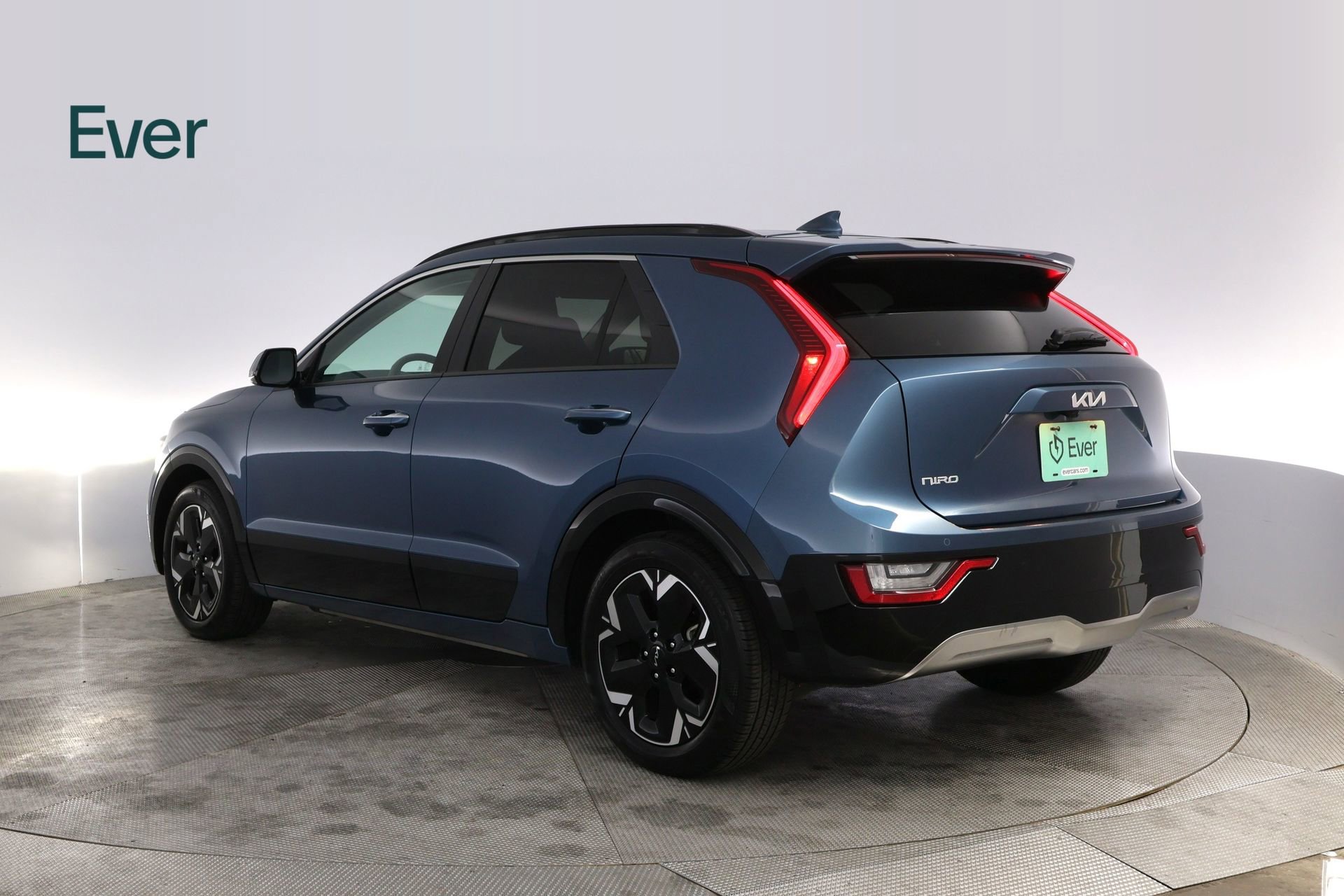 Used 2023 Kia Niro Wave w/ Wave Preserve Package FWD image 17
