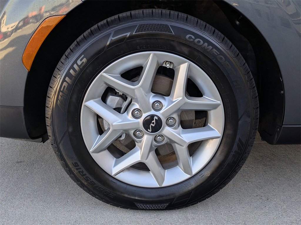 Used 2024 Kia Soul LX w/ Option Group 015 image 31