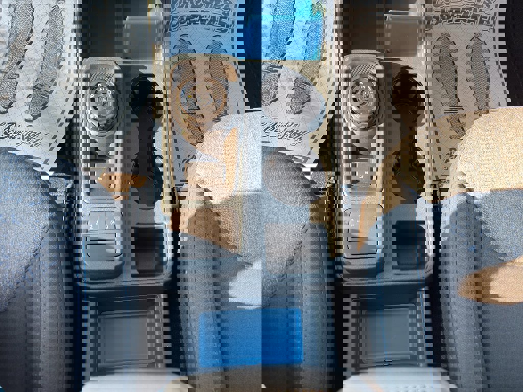 New 2025 Ford Maverick XLT w/ XLT Luxury Package image 17