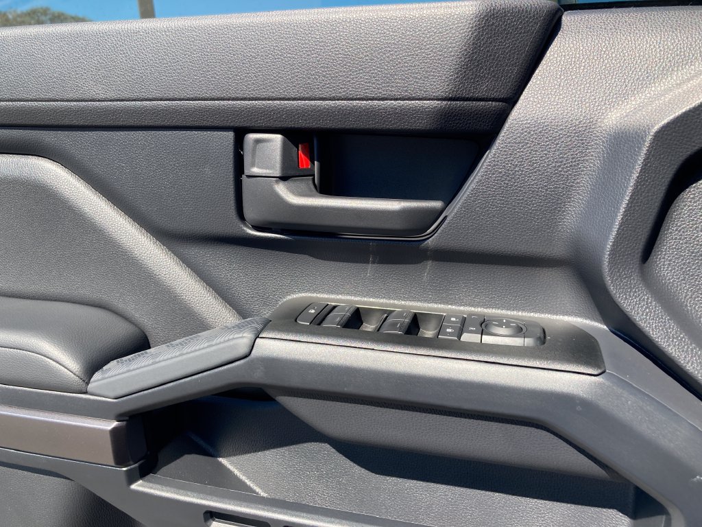 New 2026 Toyota 4Runner SR5 AWD/4WD image 12