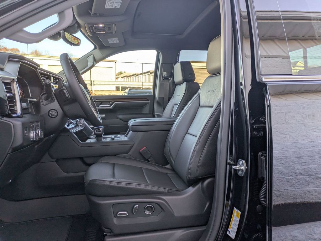 New 2026 GMC Sierra 1500 Denali image 13