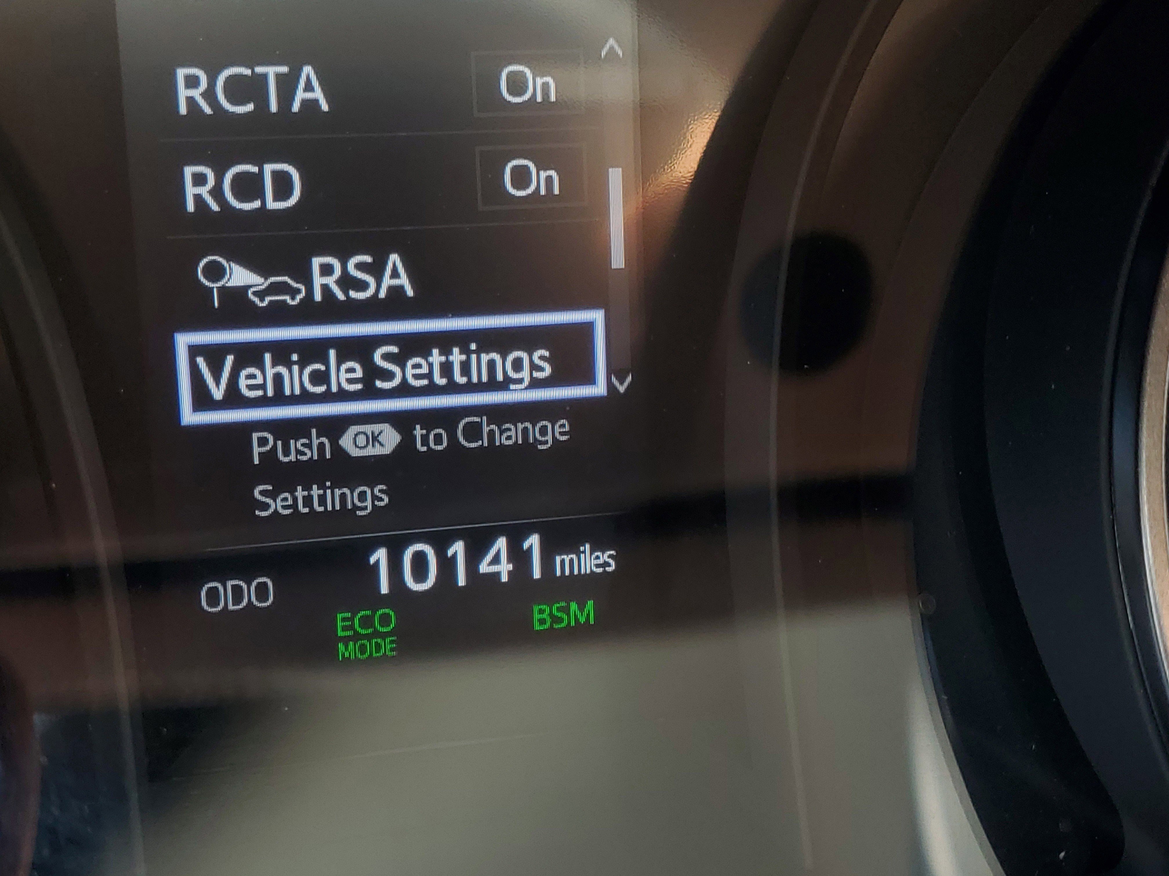 Used 2024 Toyota Camry SE image 25