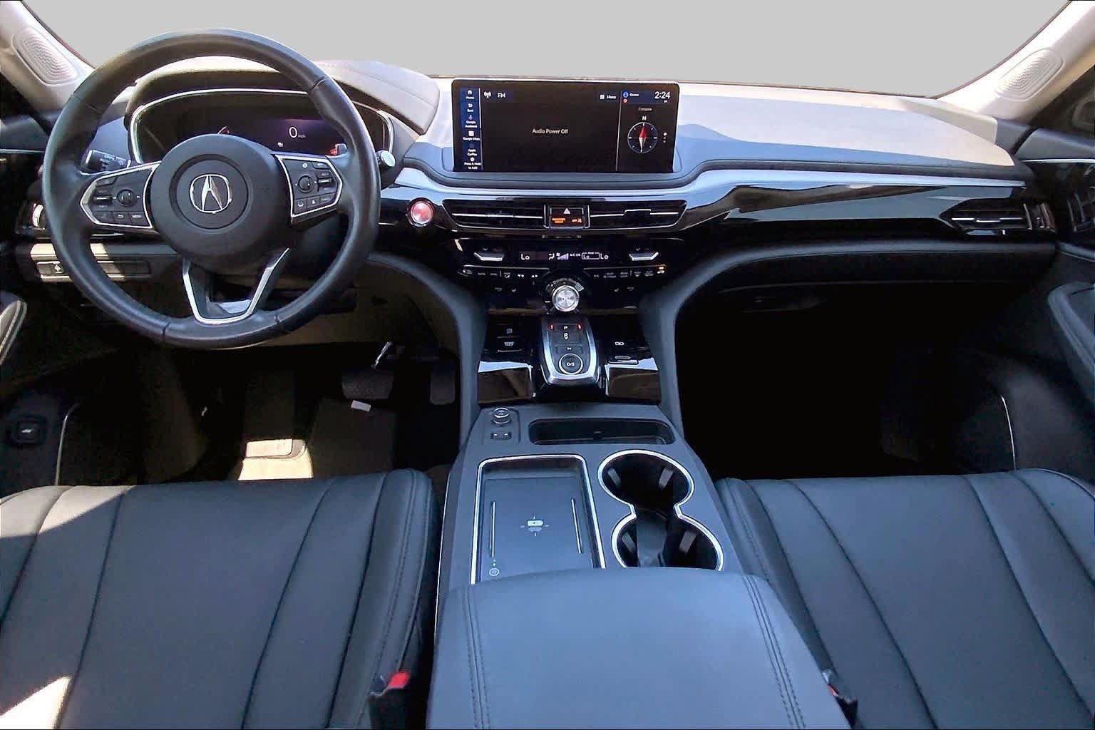 Used 2025 Acura MDX FWD image 16