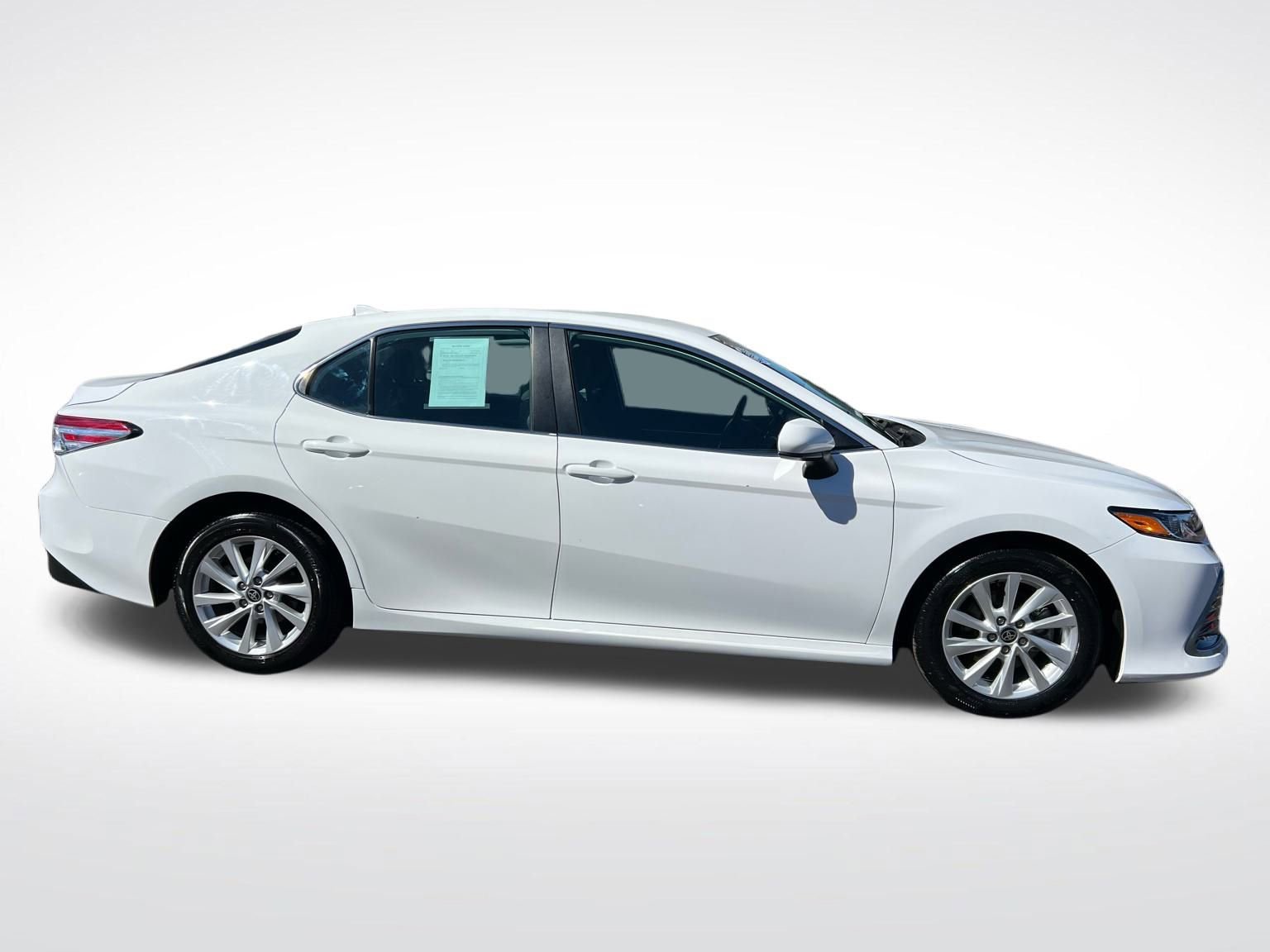 Used 2024 Toyota Camry LE FWD image 10