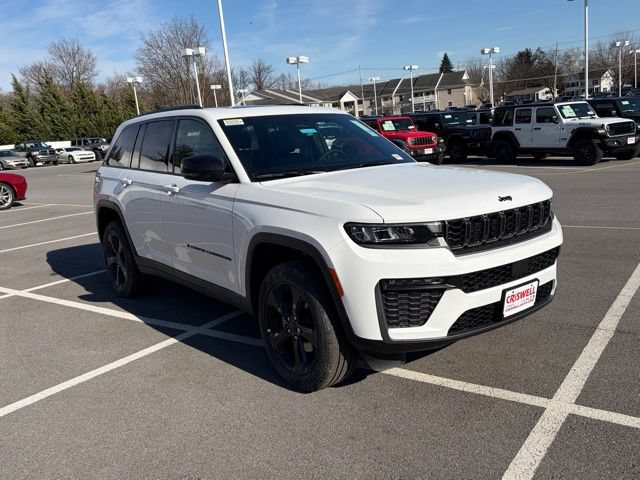 New 2026 Jeep Grand Cherokee Limited w/ Limited Altitude Package AWD/4WD image 2
