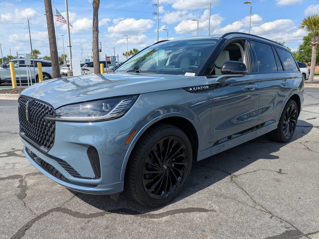New 2026 Lincoln Aviator Reserve AWD/4WD image 8