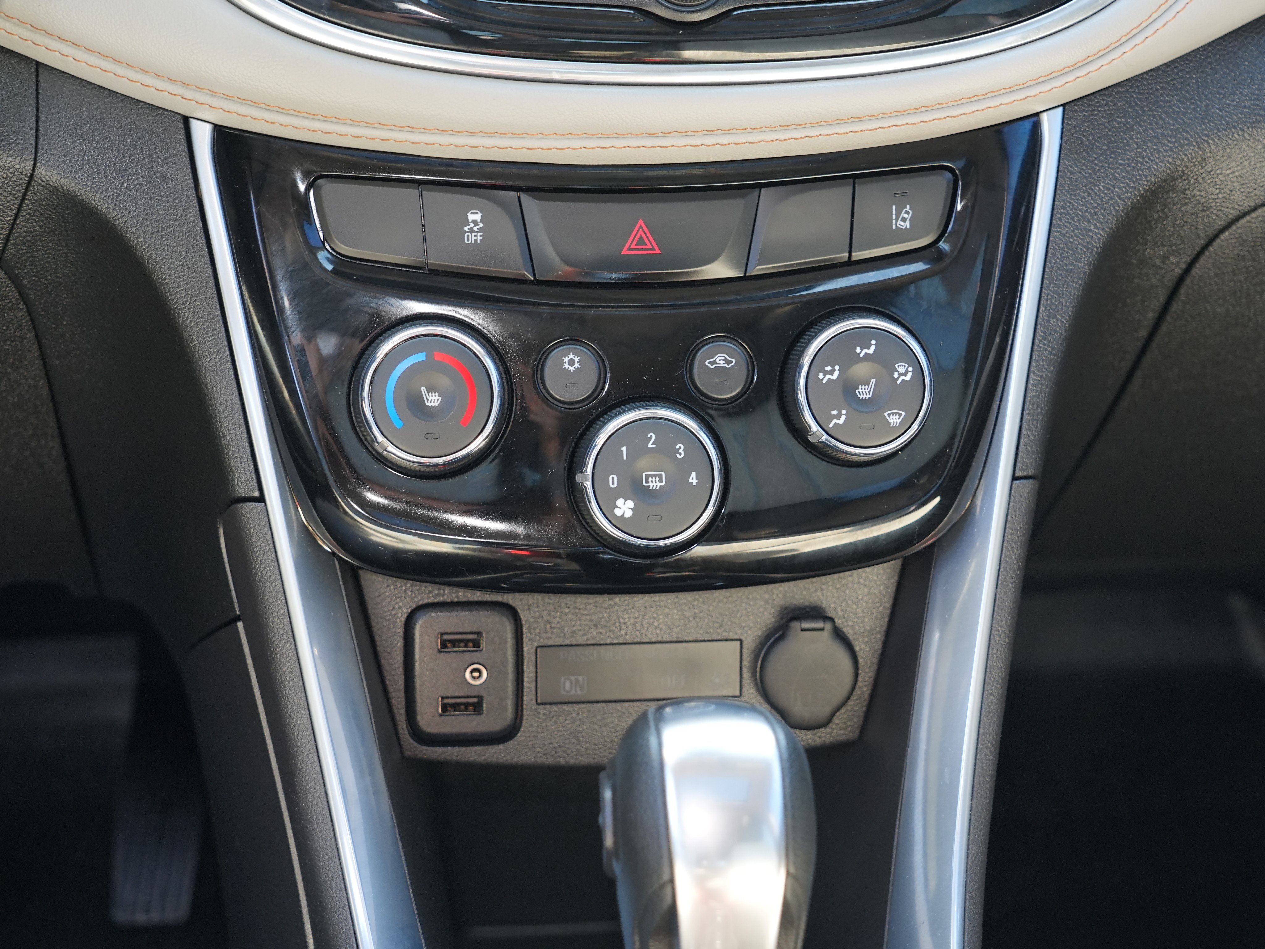 Used 2018 Chevrolet Trax Premier image 23