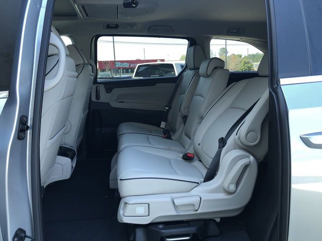 New 2026 Honda Odyssey Touring image 7