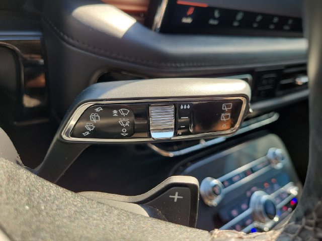 Used 2023 Lincoln Nautilus Reserve w/ Equipment Group 201A AWD/4WD image 15