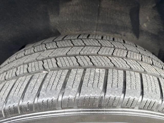 Used 2021 GMC Yukon SLT w/ Rear Media and Nav Package image 7