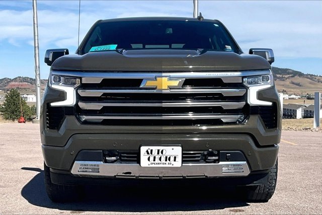 Used 2023 Chevrolet Silverado 1500 High Country image 2