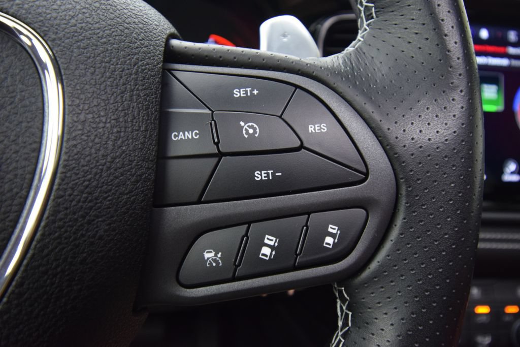 Used 2023 Dodge Durango SRT AWD/4WD image 43