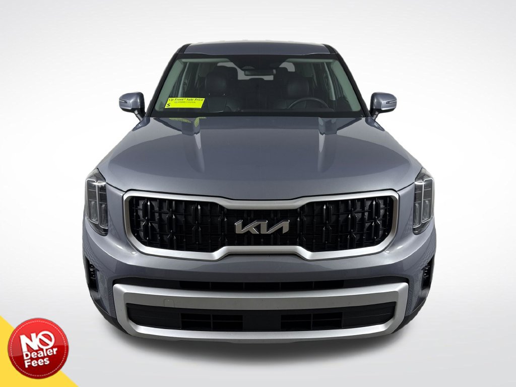 Used 2025 Kia Telluride LX FWD image 9