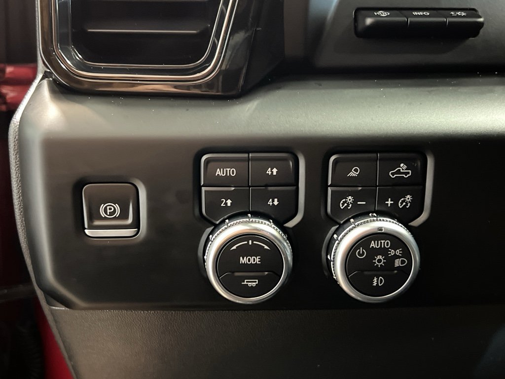 Used 2022 GMC Sierra 1500 AT4X image 15