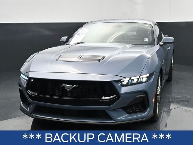Used 2025 Ford Mustang GT Premium RWD image 3