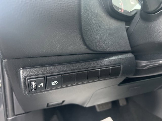 Used 2024 Toyota Corolla LE image 25
