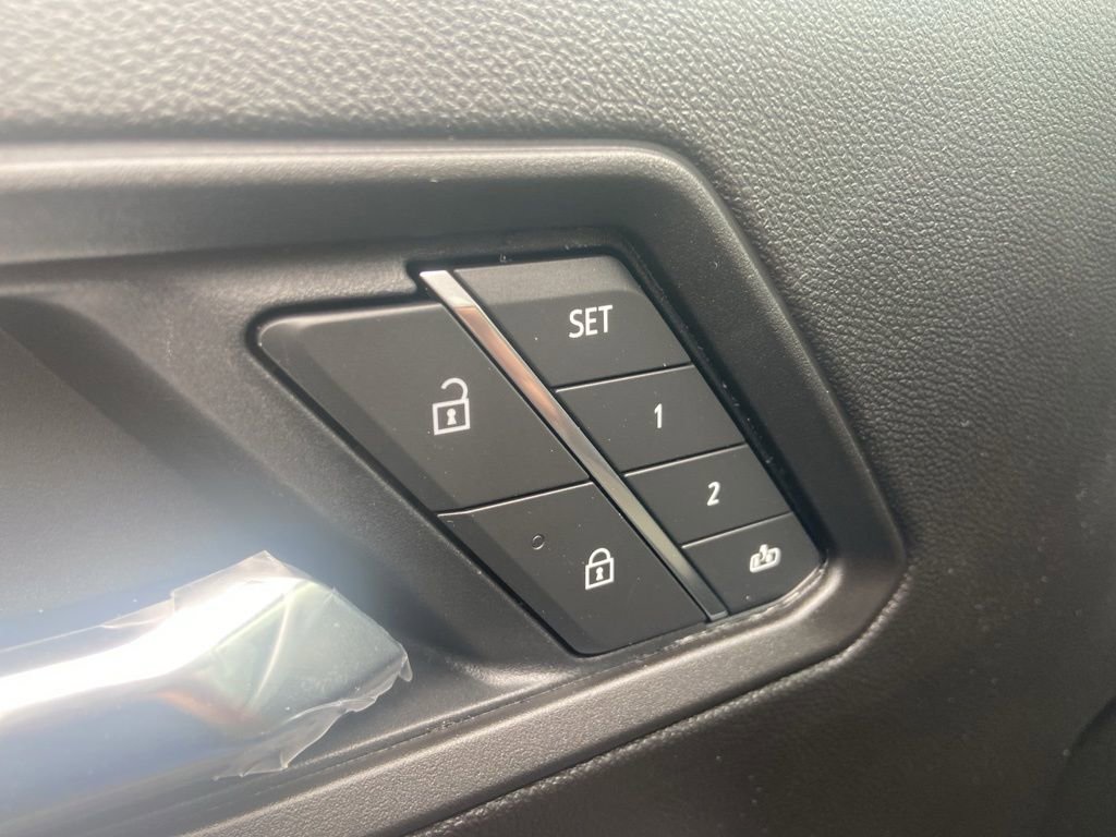 New 2025 Chevrolet Colorado ZR2 w/ Technology Package image 9