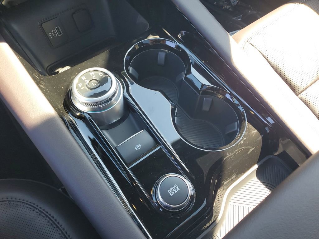Used 2026 Ford Explorer Platinum RWD image 29