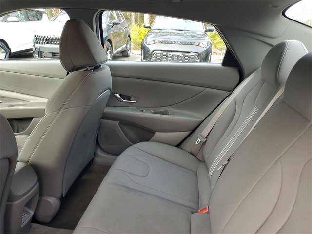 Used 2024 Hyundai Elantra SEL image 28