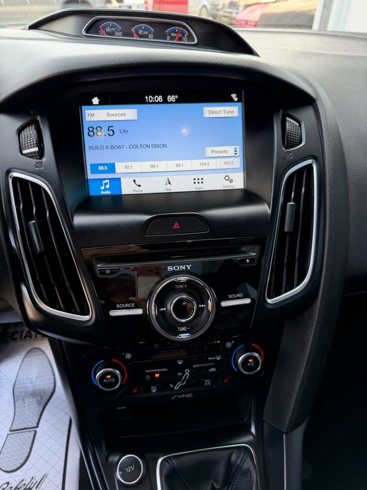 Used 2016 Ford Focus RS AWD/4WD image 14