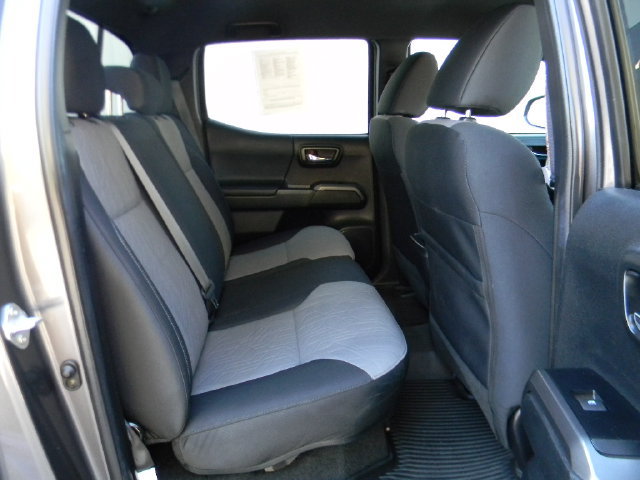 Certified 2023 Toyota Tacoma TRD Off-Road AWD/4WD image 23