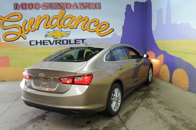 Used 2018 Chevrolet Malibu LT image 8