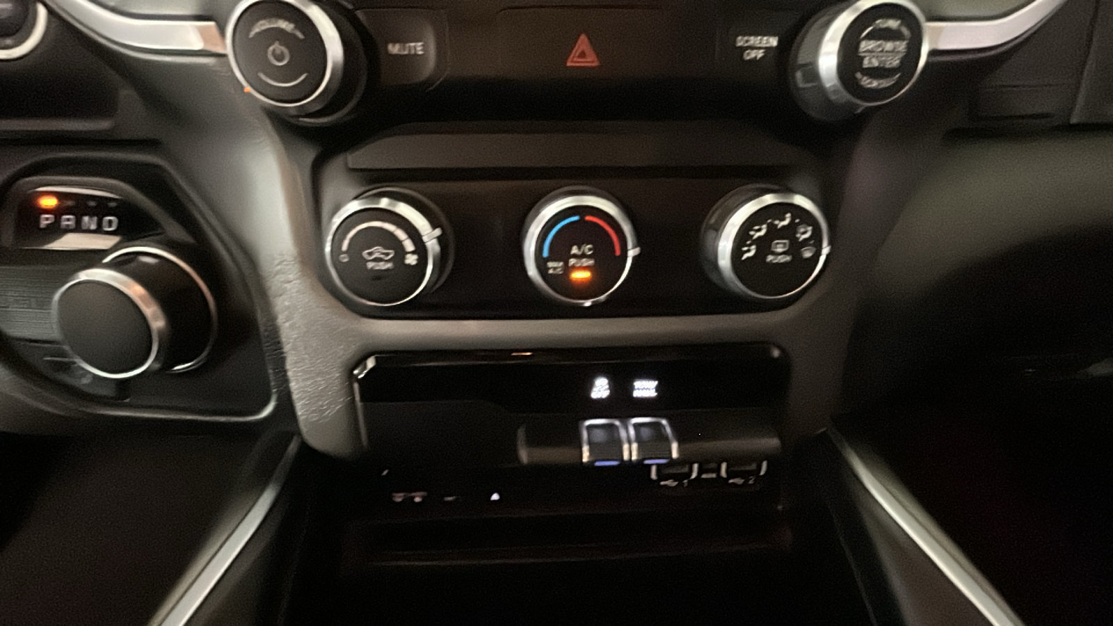 Used 2019 RAM 1500 Big Horn RWD image 27