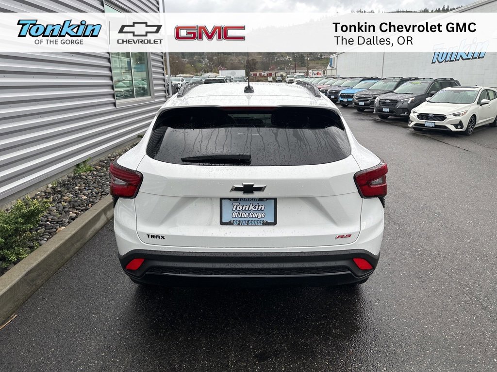 New 2025 Chevrolet Trax RS image 5