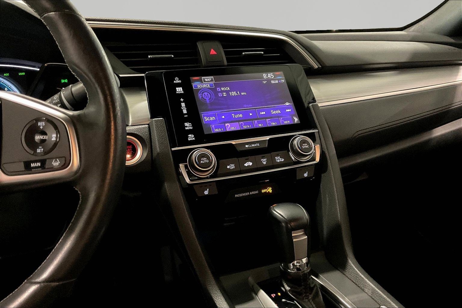 Used 2017 Honda Civic Touring image 7