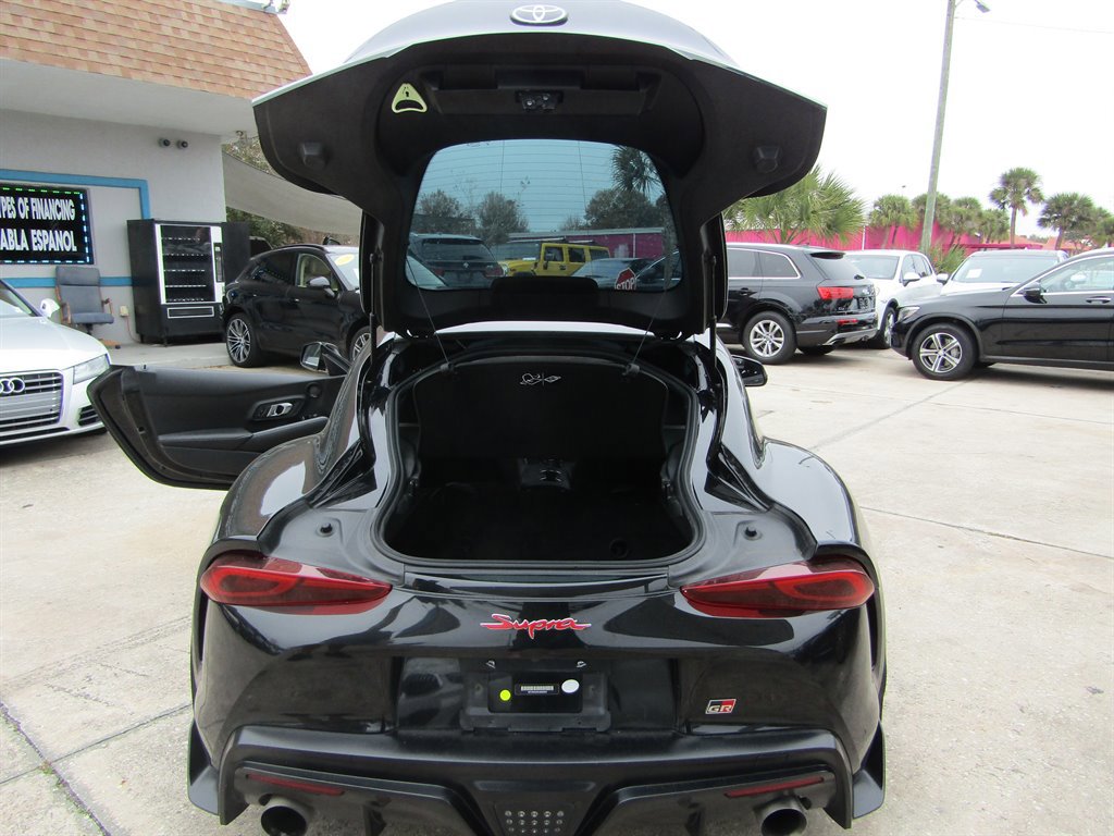 Used 2020 Toyota Supra Premium w/ Driver Assist Package image 6