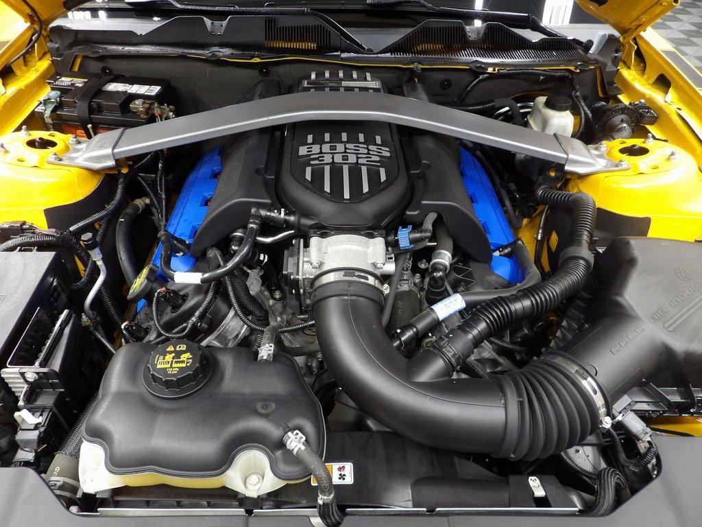 Used 2013 Ford Mustang Boss 302 w/ Boss 302 Accessory Pkg image 16