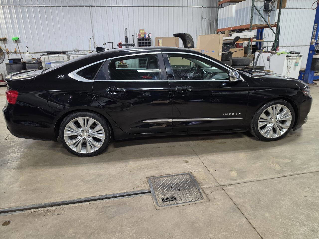 Used 2015 Chevrolet Impala LTZ FWD image 9