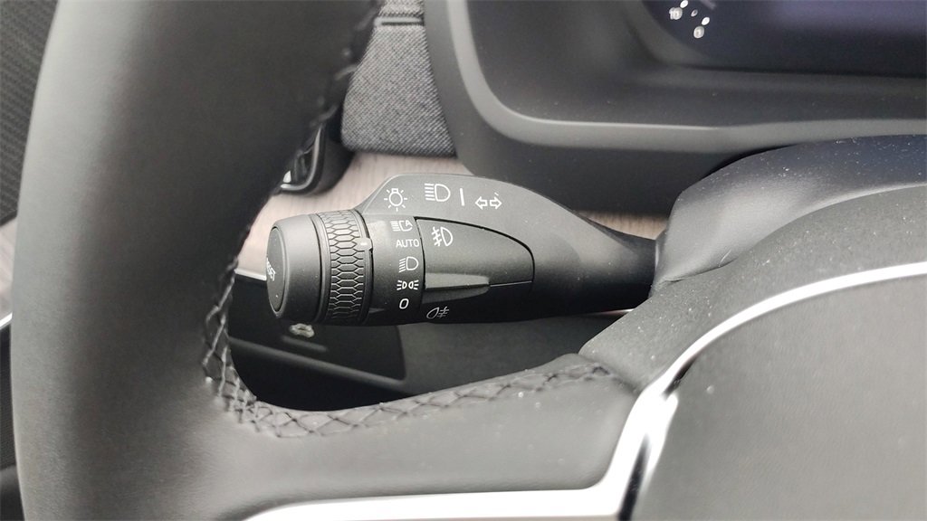 New 2026 Volvo XC90 B6 Ultra image 17