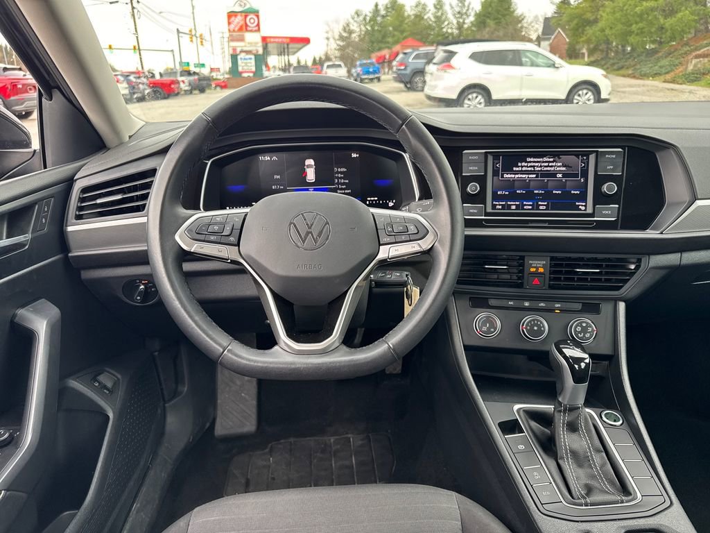Used 2024 Volkswagen Jetta S image 12
