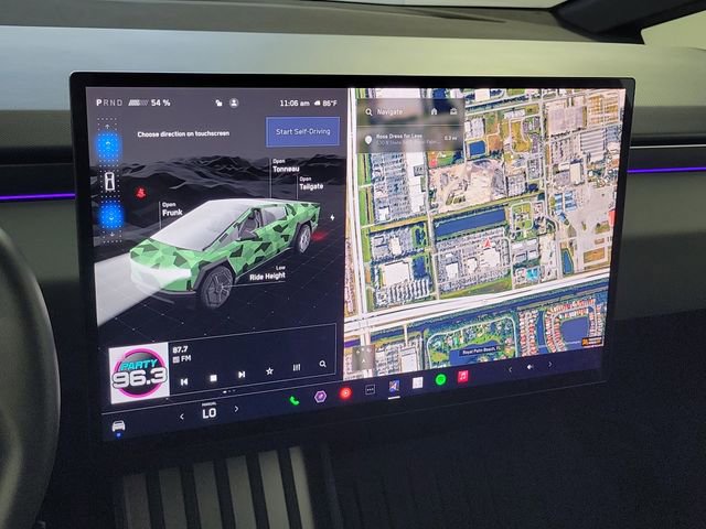 Used 2024 Tesla Cybertruck AWD Crew Cab image 29